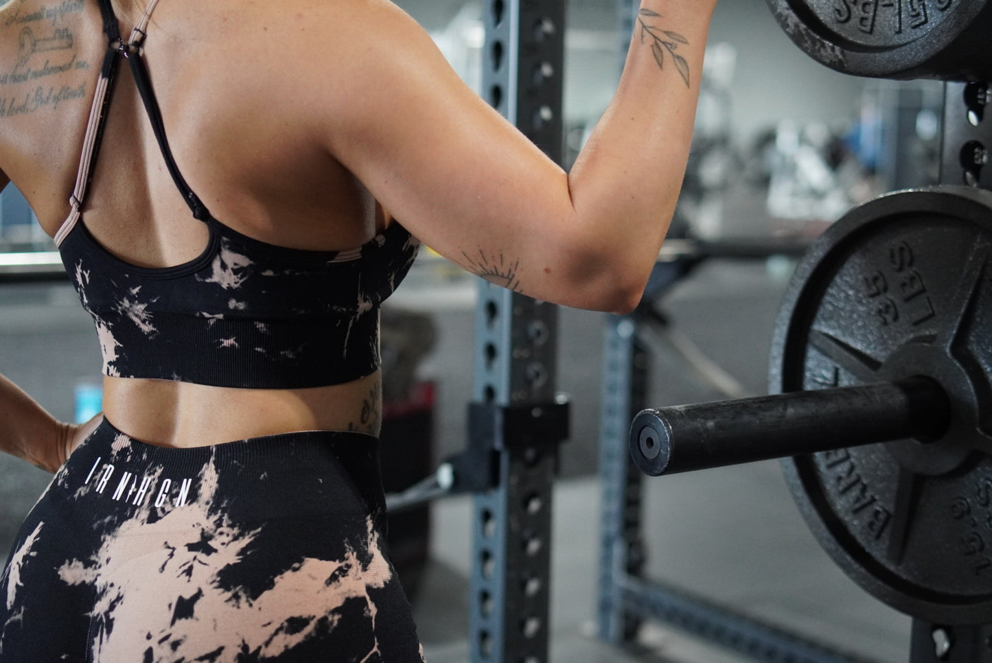 Serenity Seamless Bleachout Shorts