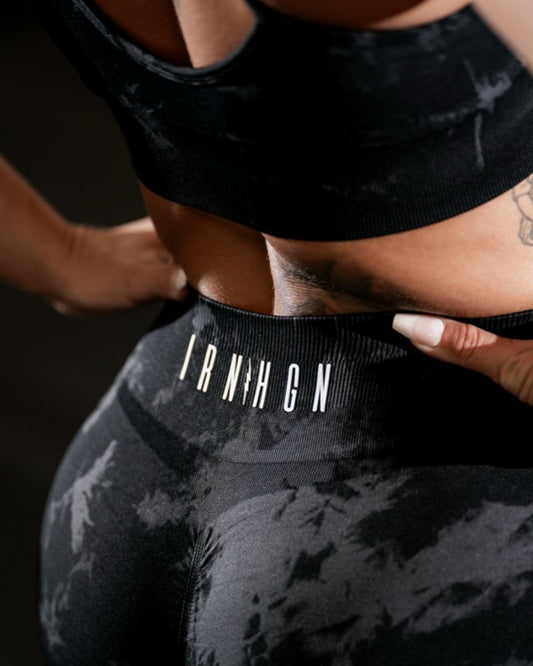 Serenity Seamless Bleachout Shorts